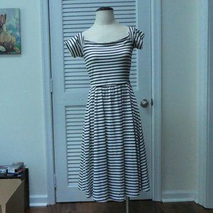 Who What Wear cotton jersey dress black white stripe short sleeve midi sz S